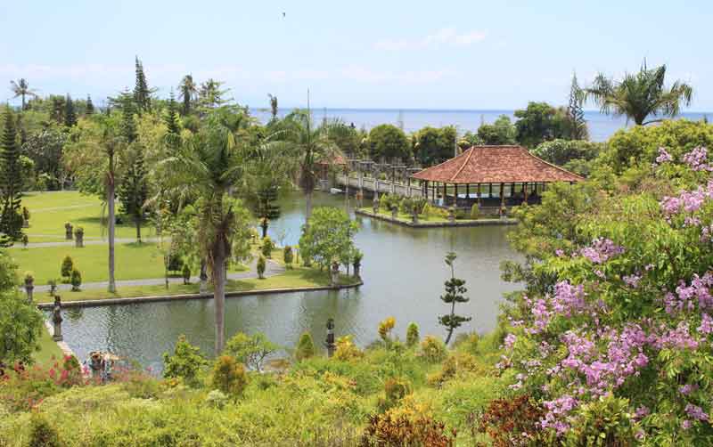 Taman Ujung Karangasem, Lokasi dan Harga Tiket Masuk