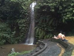 Air Panas Angseri, Wisata Murah di Bali Untuk Keluarga