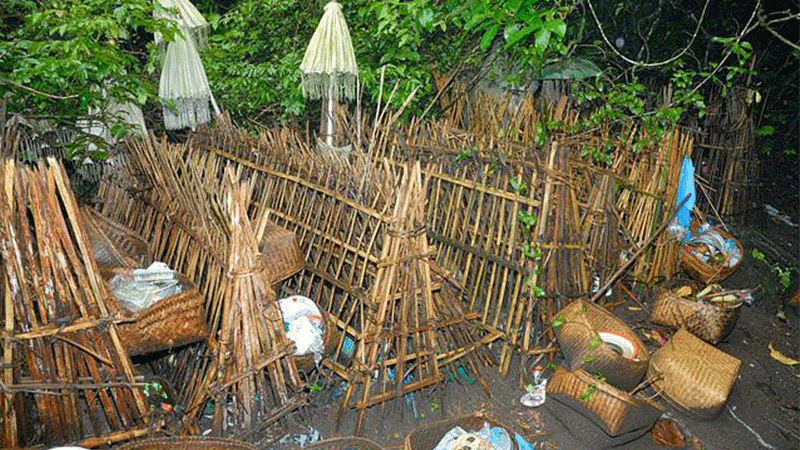 Wisata Budaya ke Desa Trunyan